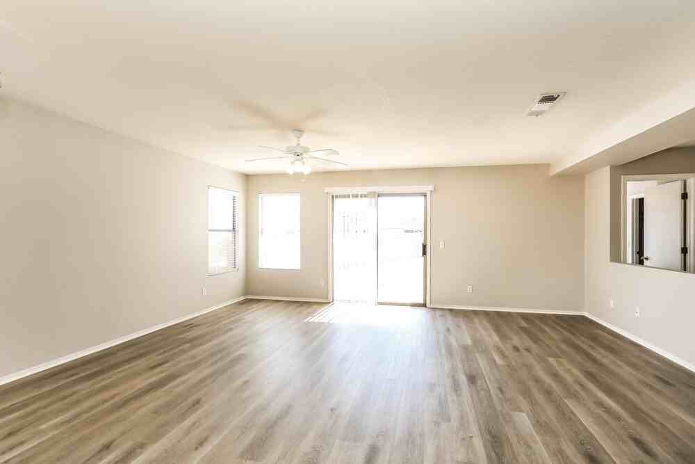 1887 W Nava Dr - Photo 3 of 16