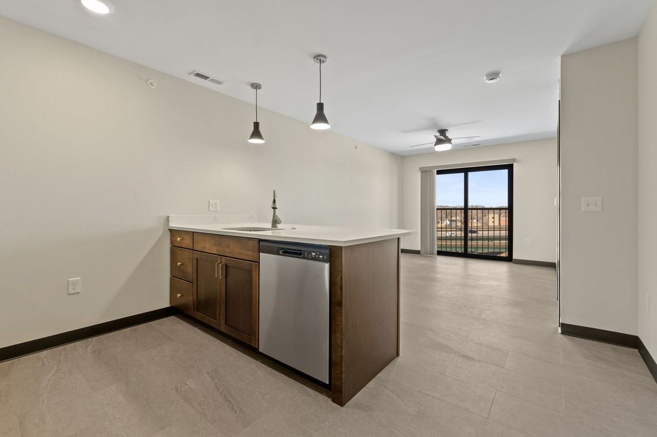 275 Lofts at Kingston Yard - Photo 7 of 50