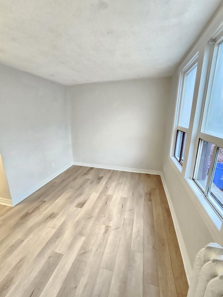 143 East Avenue North #2 - Photo 6 of 51