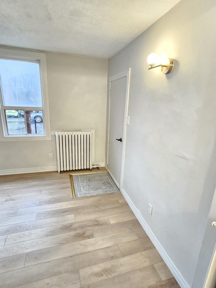 143 East Avenue North #2 - Photo 5 of 51