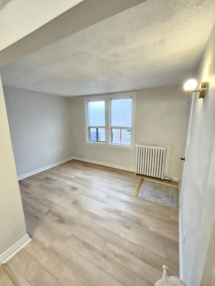 143 East Avenue North #2 - Photo 7 of 51