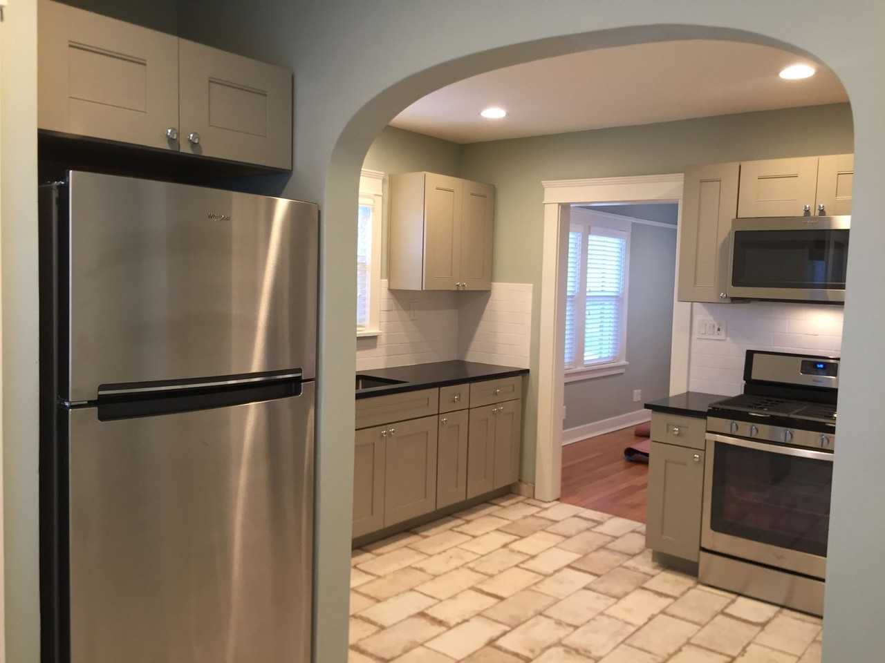 125 Malone Ln - Photo 2 of 15