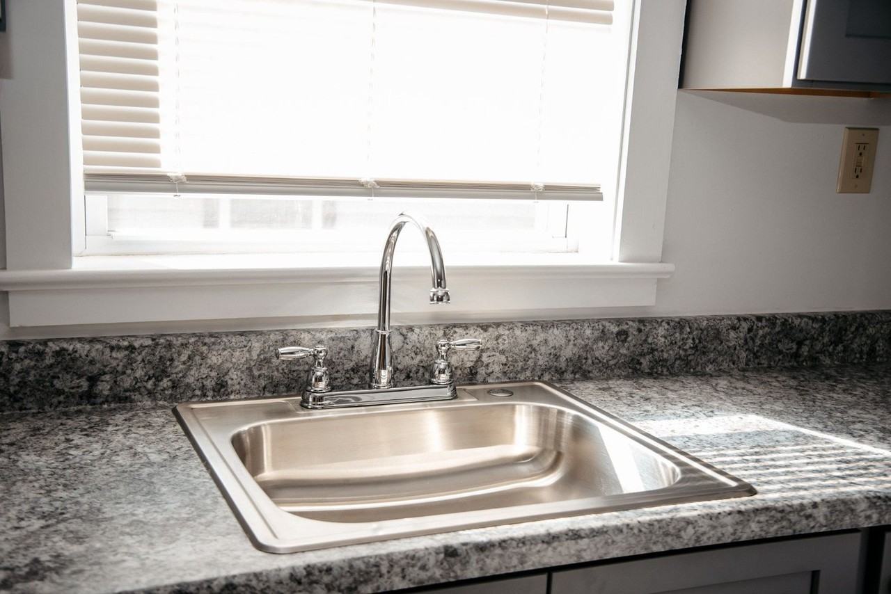 347 E High St - Photo 5 of 26