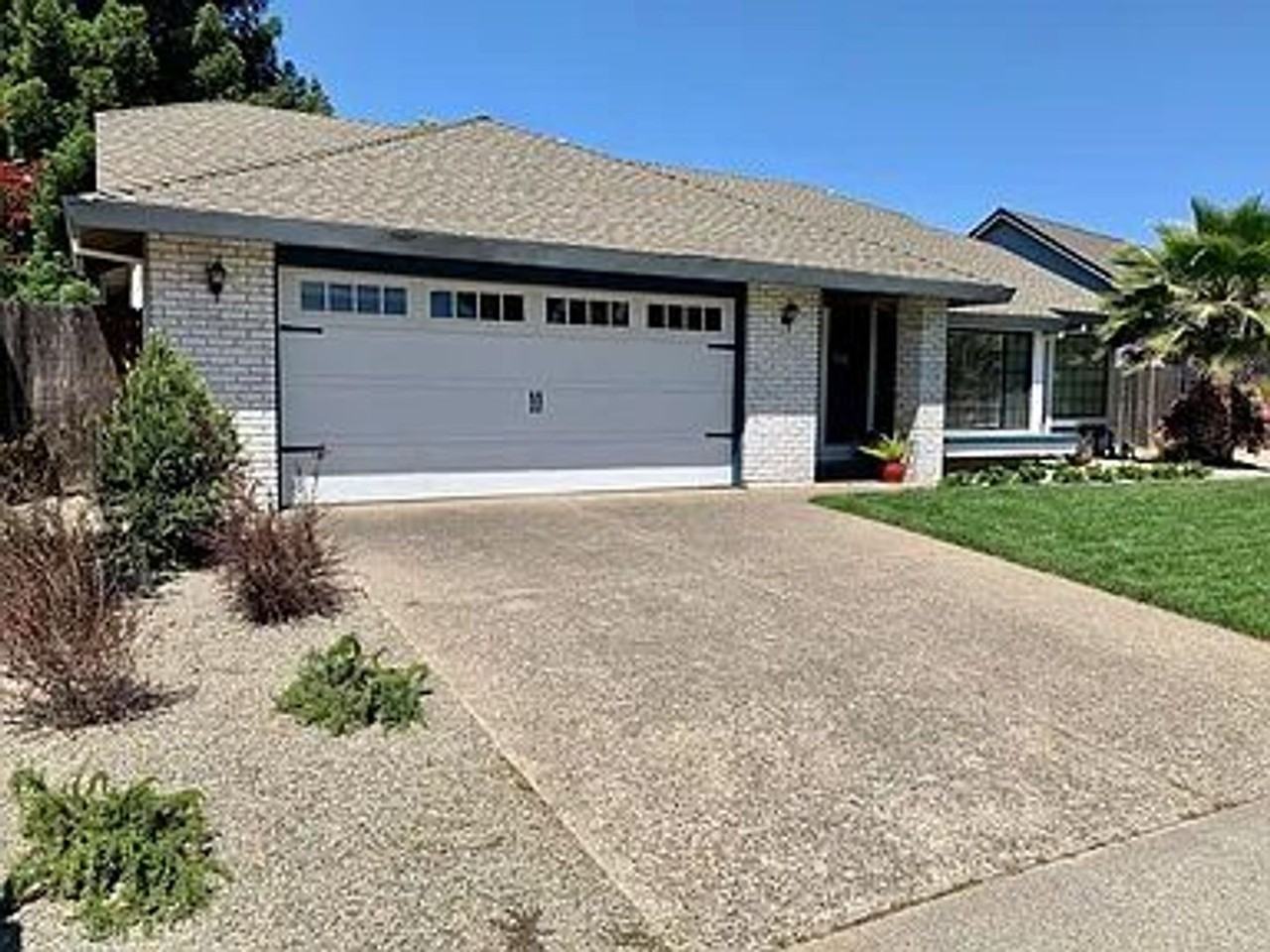 1932 Branding Iron Way - Photo 2 of 19