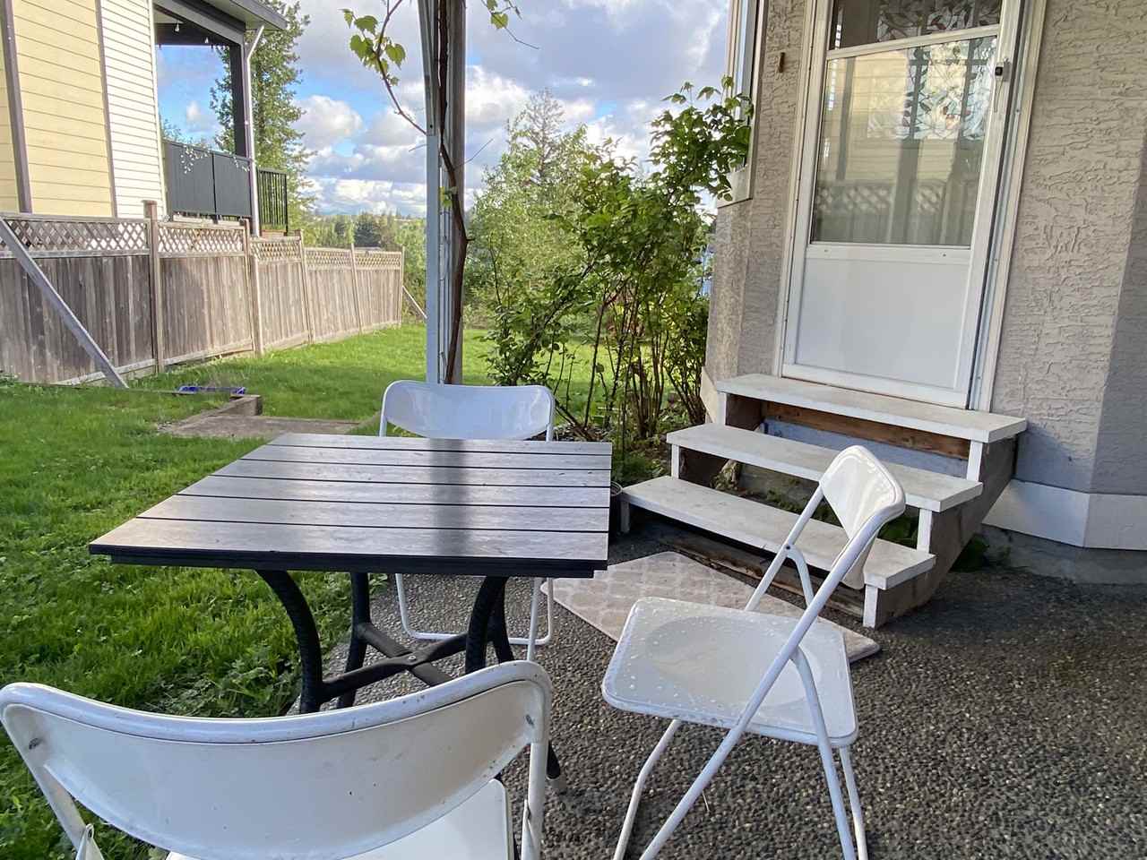 61 Ave & 142 St - Photo 7 of 12