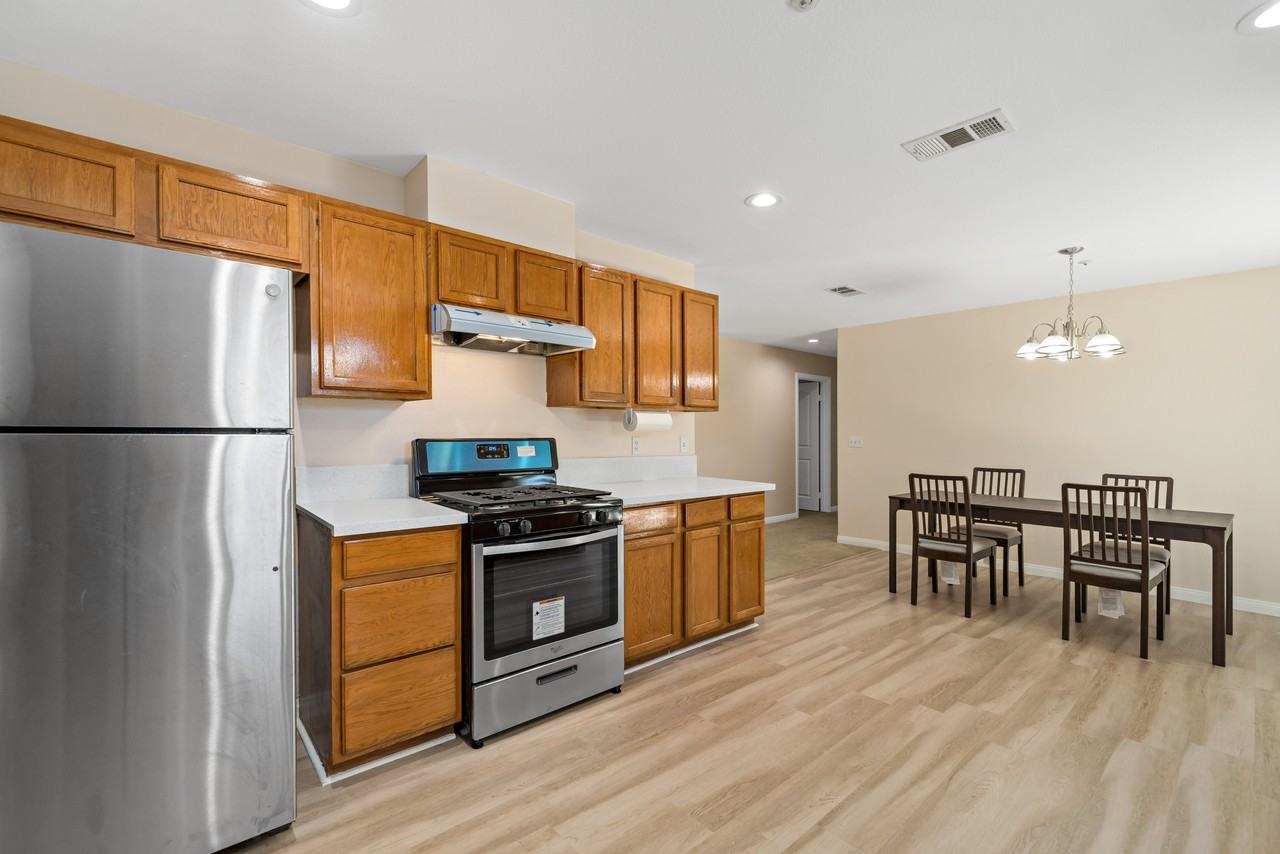 3455 Dwight Avenue #3 - Photo 4 of 9