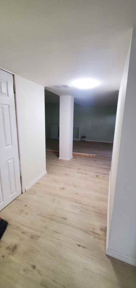 55 Rhine Ave #1R - Photo 3 of 6