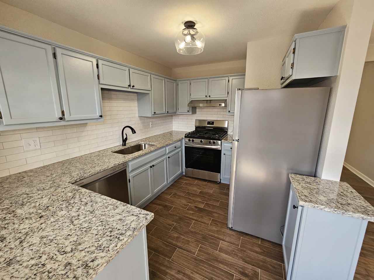 3841 S Quincy Ave #C - Photo 6 of 23