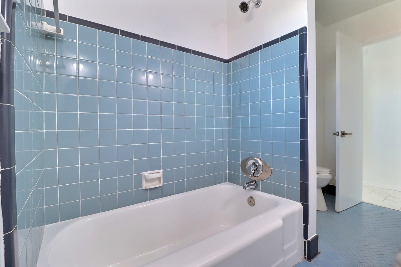 5115 E 17th St #NA - Photo 7 of 17