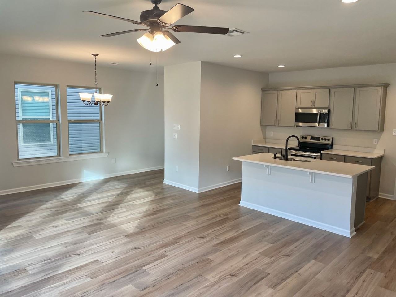 958 Bengal Crossing Ave #958 - Photo 2 of 23