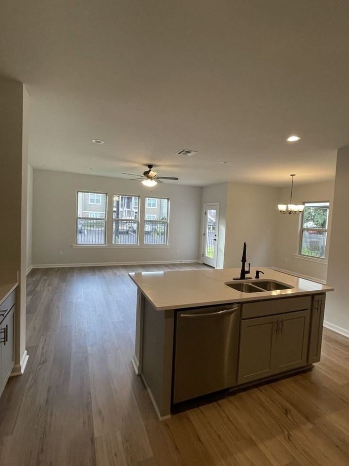 958 Bengal Crossing Ave #958 - Photo 3 of 23