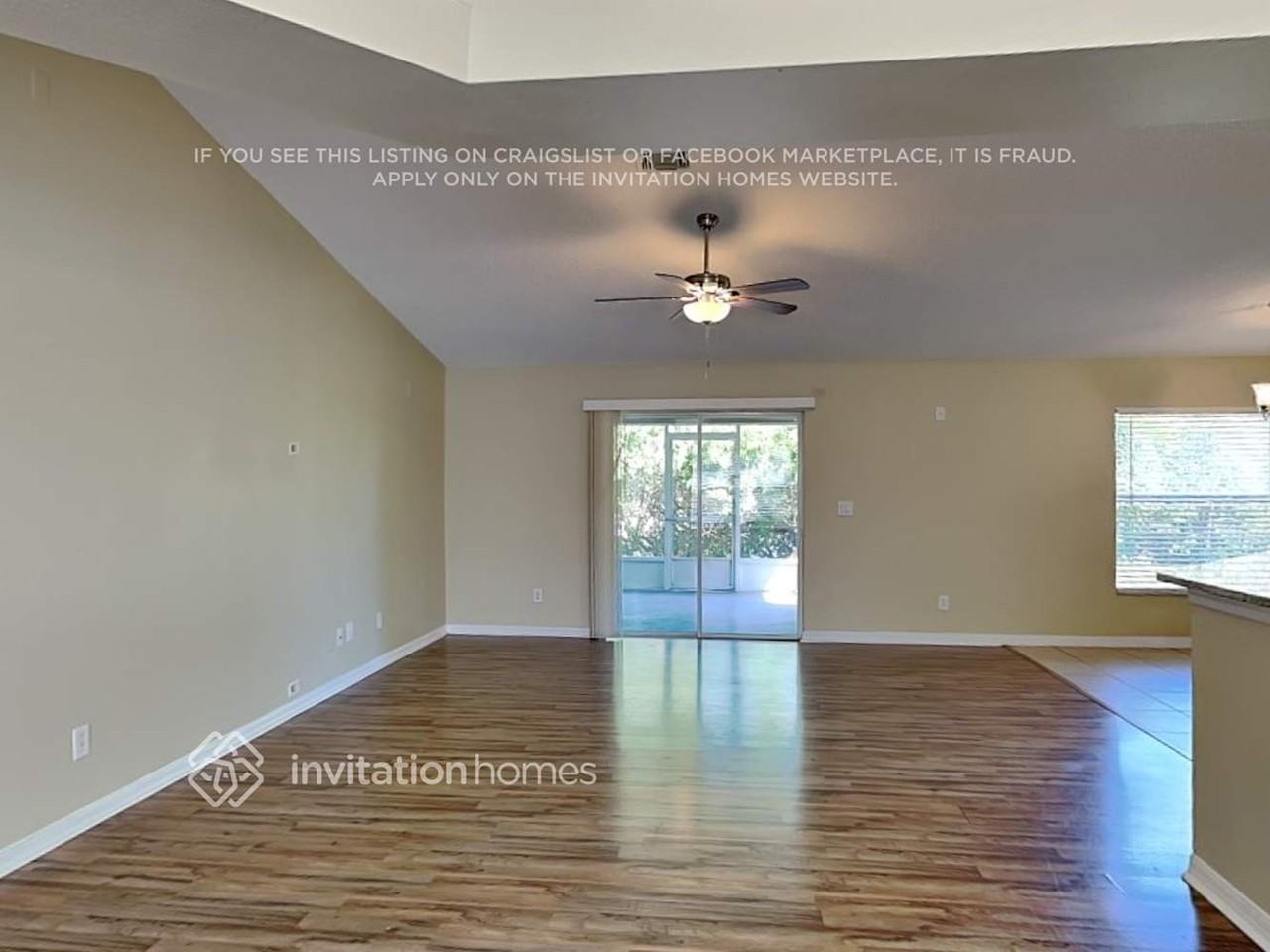 1633 Laramie Cir - Photo 3 of 19