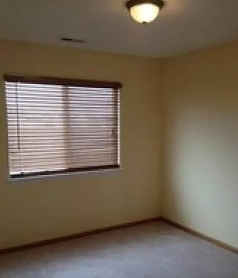 462 W Hamlin Ln - Photo 5 of 11
