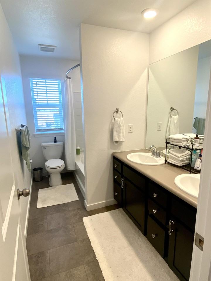 3526 Orrwood St - Photo 6 of 31