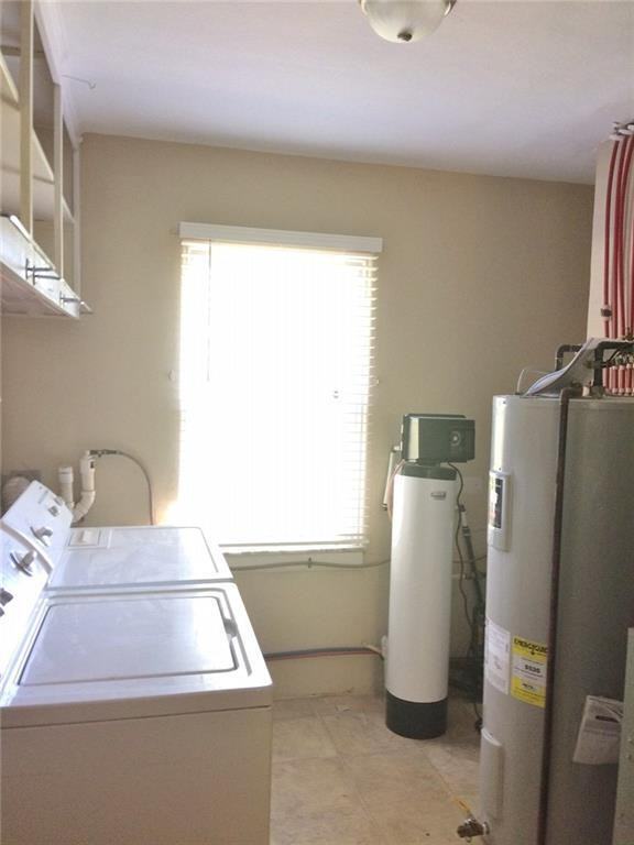 8640 Carrollton Ave - Photo 5 of 13