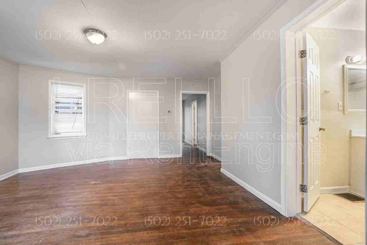 1747 E Oak St #1 - Photo 4 of 15