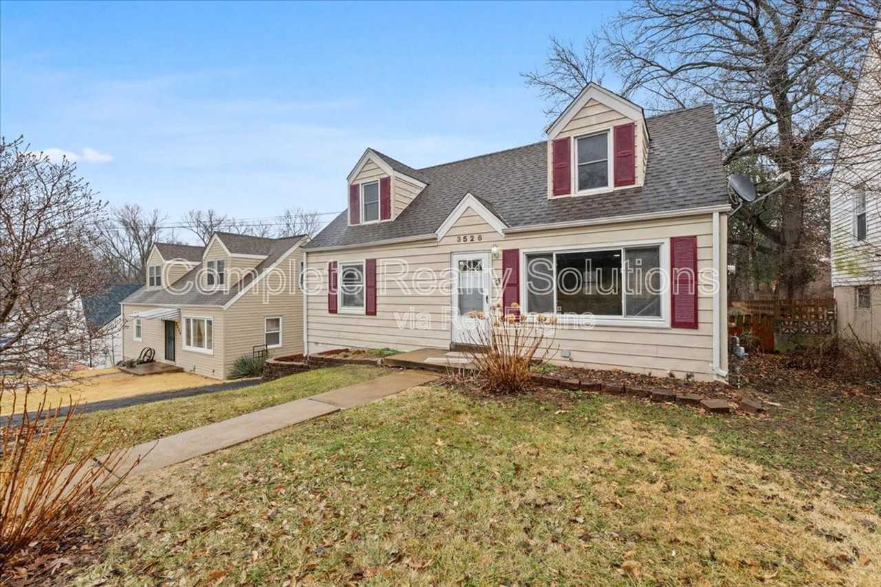 3526 Connor Ave - Photo 2 of 35