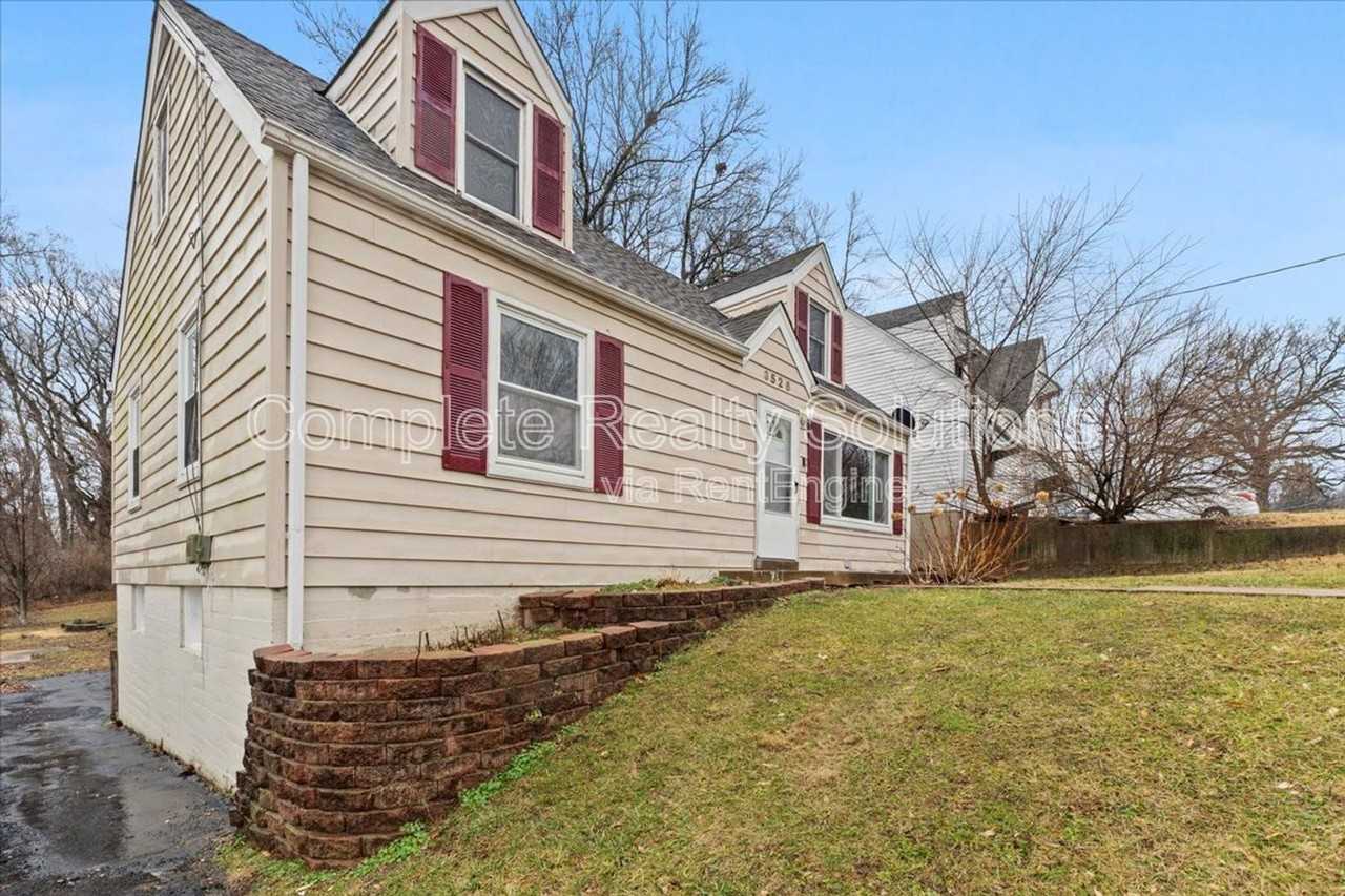 3526 Connor Ave - Photo 3 of 35