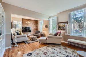 featured image of 2062 Glenarm Pl