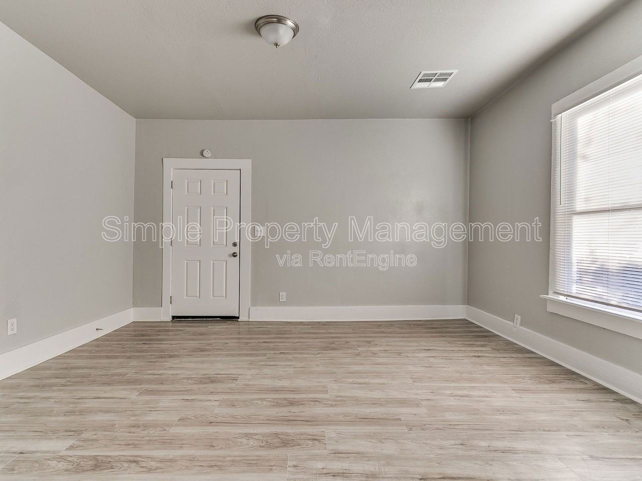 1721 Nw 1st St - Photo 2 of 19
