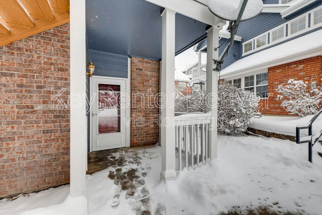 16326 E Fremont Ave #4 - Photo 3 of 12