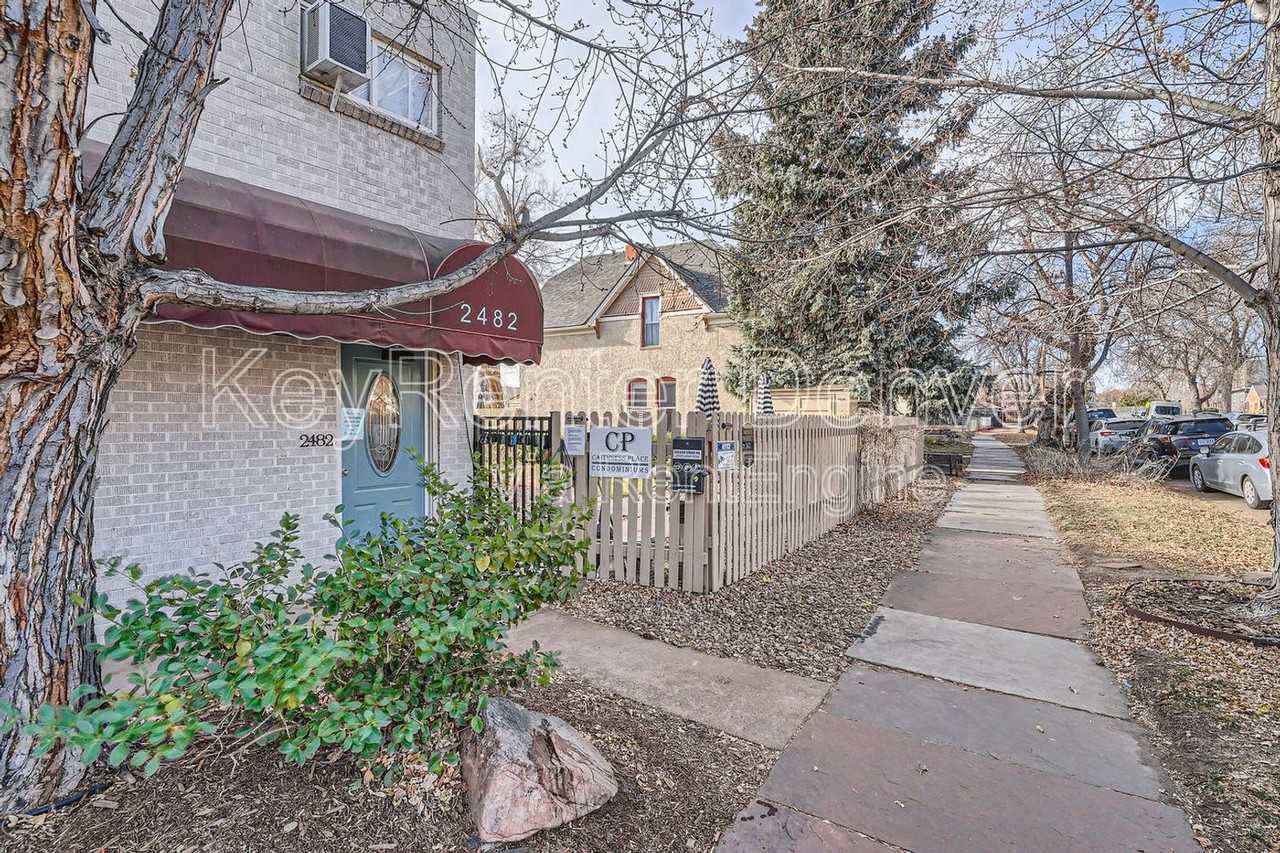 2482 W Caithness Pl #11 - Photo 3 of 10