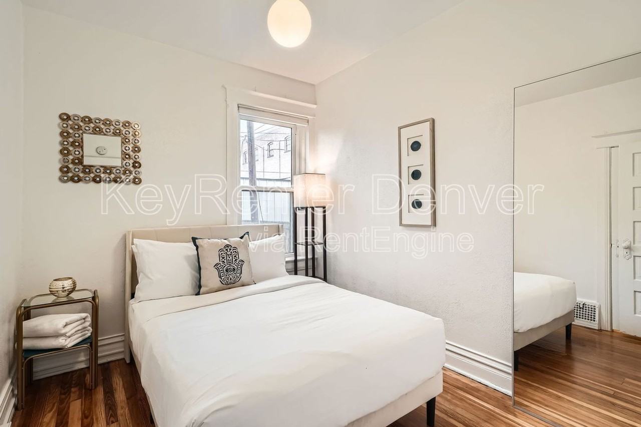 227 S Logan St #1 - Photo 6 of 34