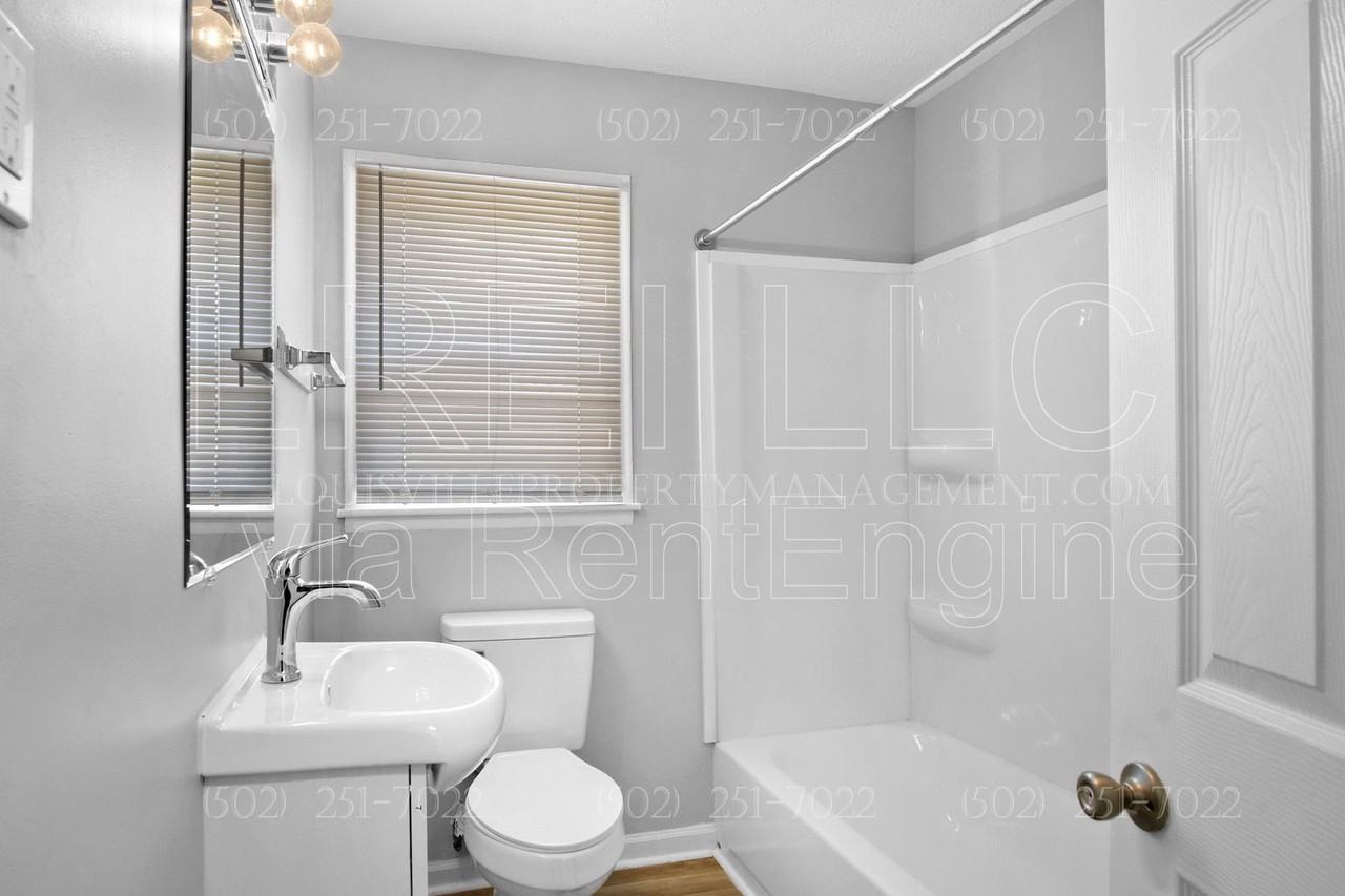 803 Cecil Ave - Photo 6 of 16