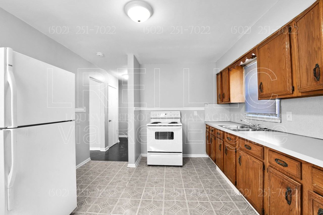 803 Cecil Ave - Photo 7 of 16