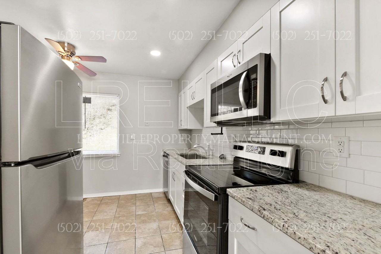 2421 Lindsay Avenue #2 - Photo 4 of 14