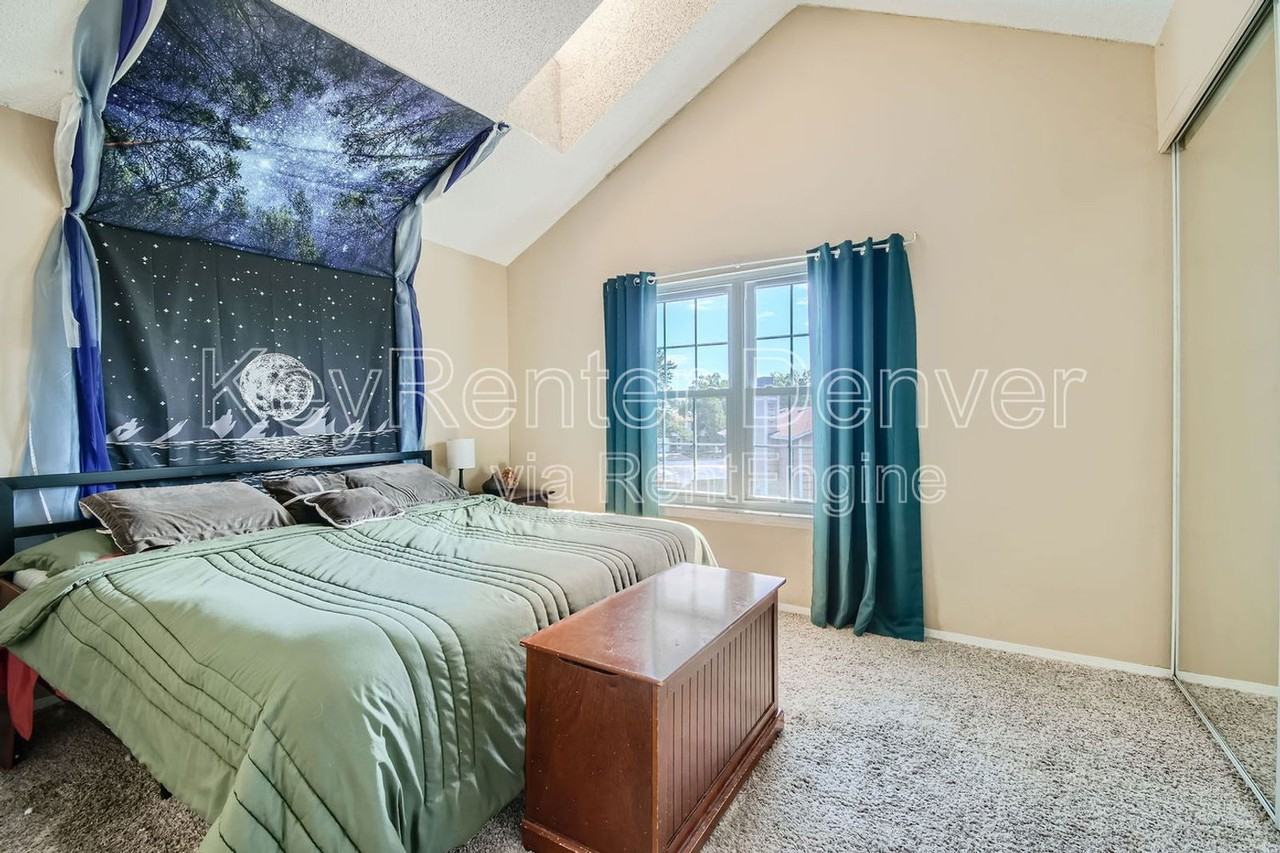 4220 E 94th Ave #B - Photo 6 of 12