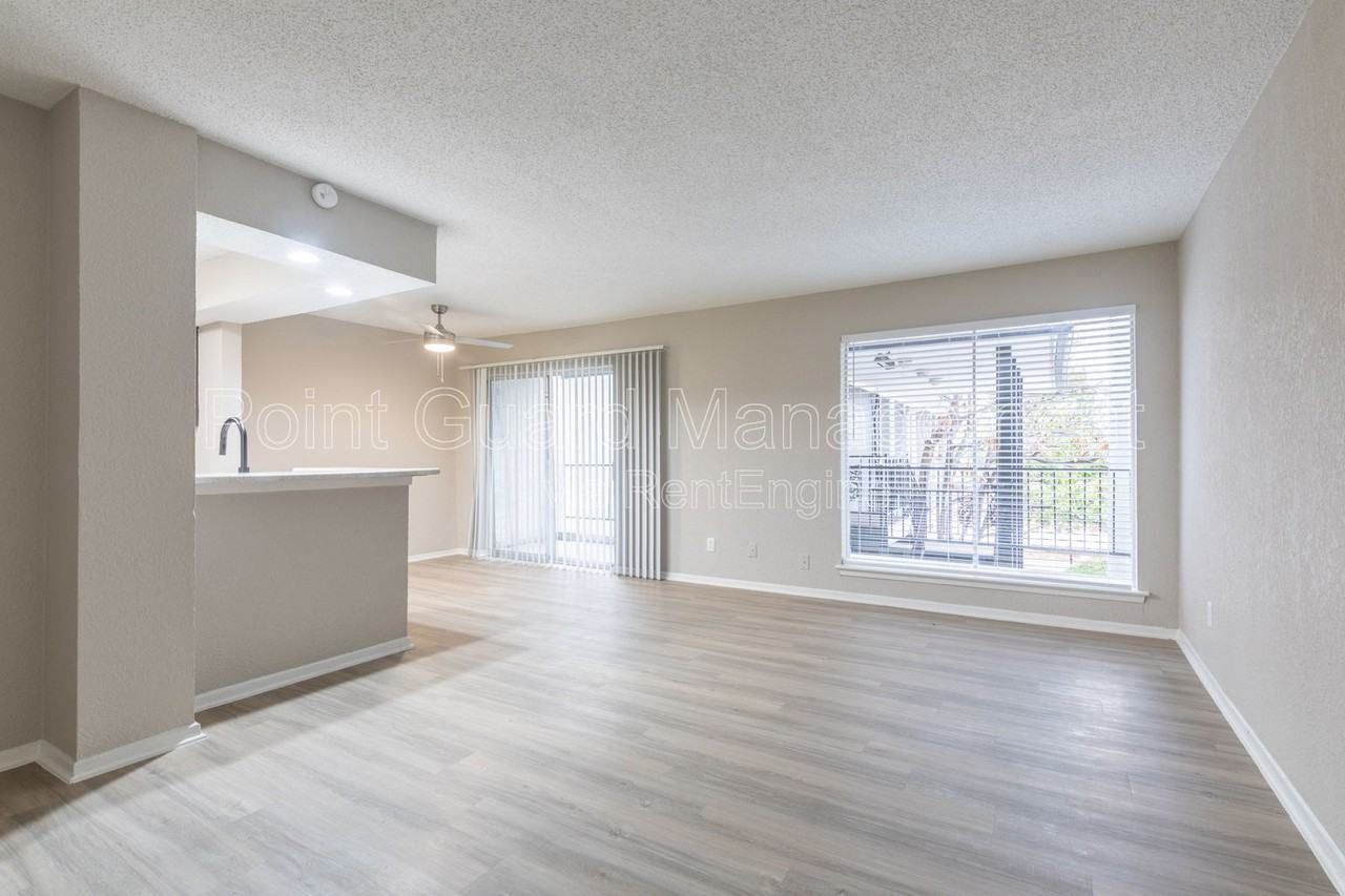 2294 Ridgmar Plz #108 - Photo 3 of 29