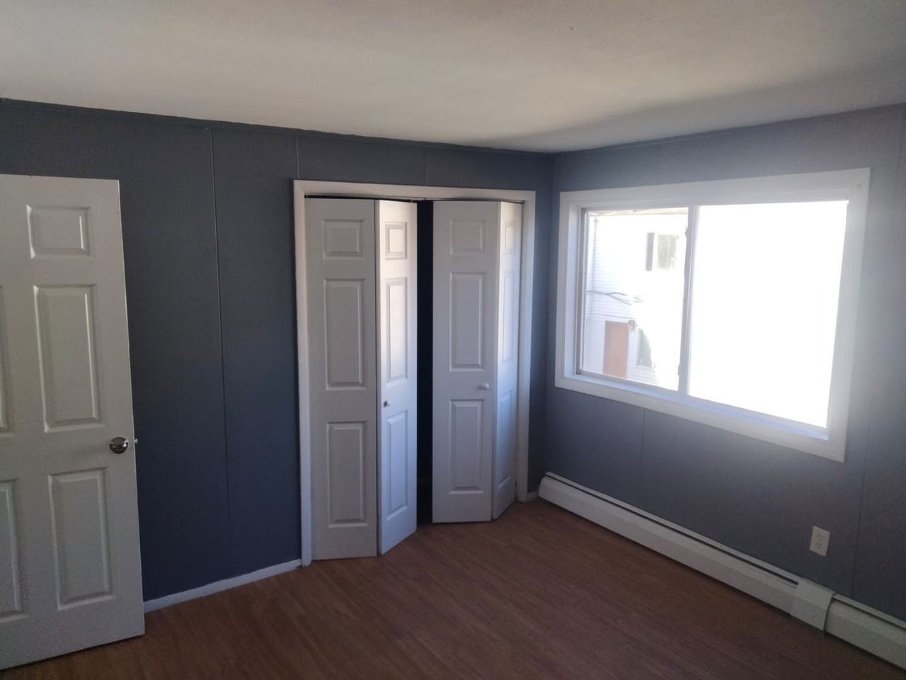 190 Earle St - Photo 3 of 12