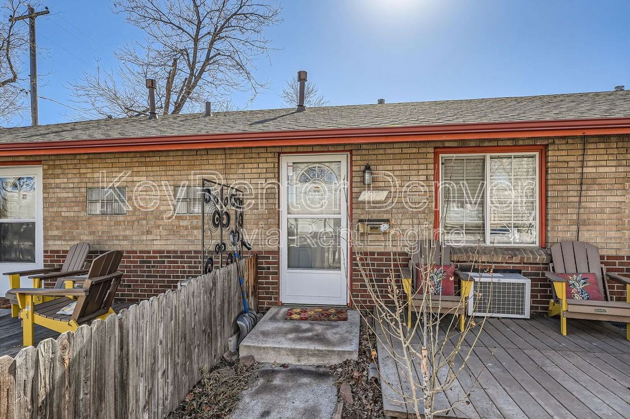 5270 W 24th Ave - Photo 6 of 12