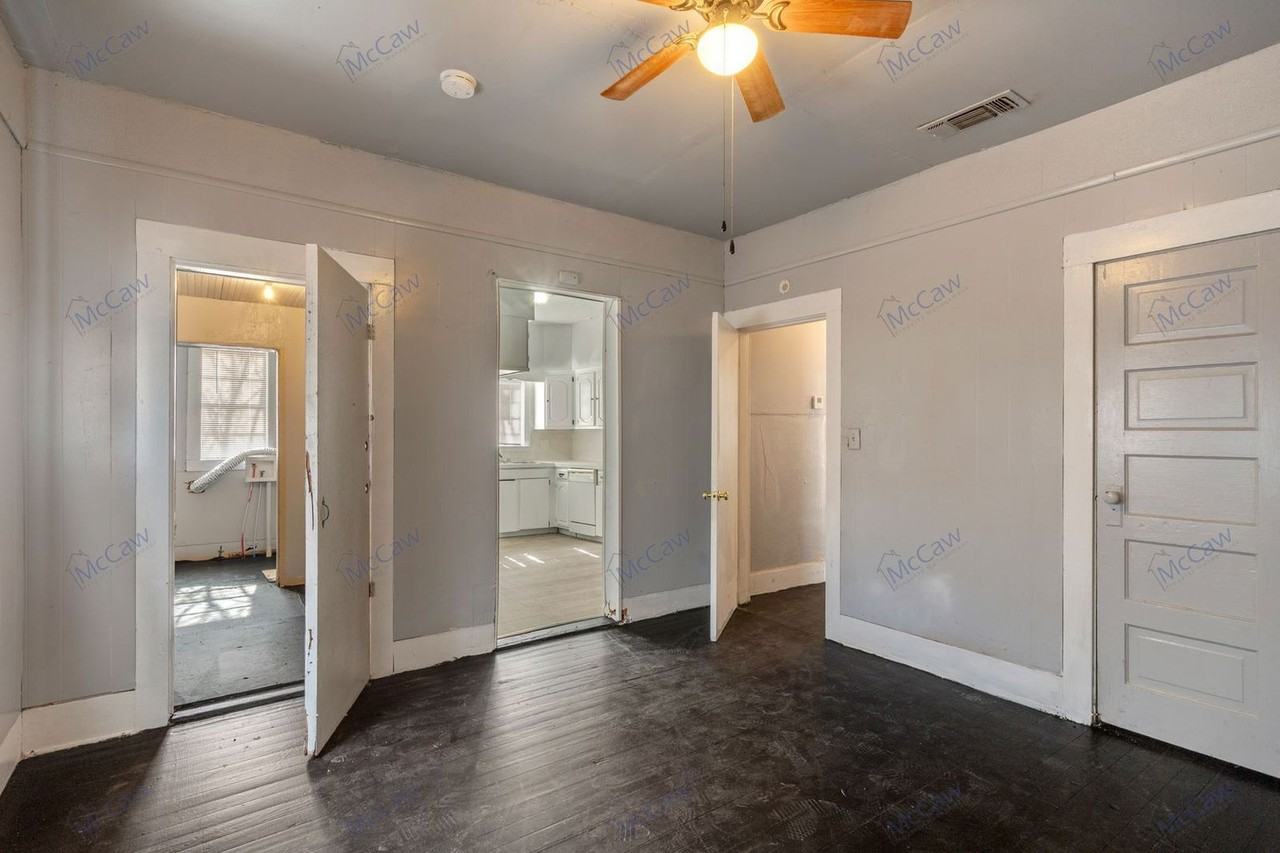 1209 Gladiolus St - Photo 6 of 21