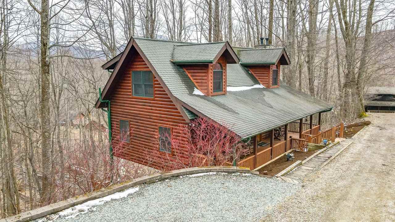 113 Vixen Den Dr - Photo 2 of 50