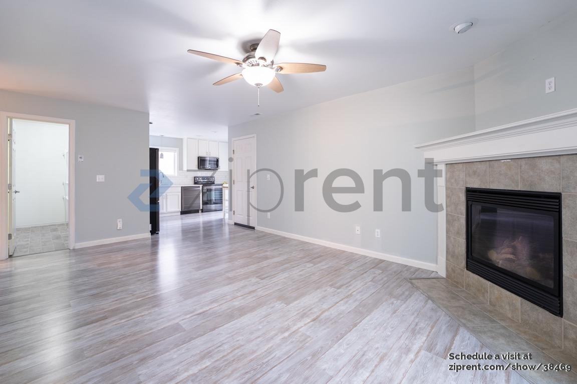 34030 Se Carmichael St - Photo 5 of 31