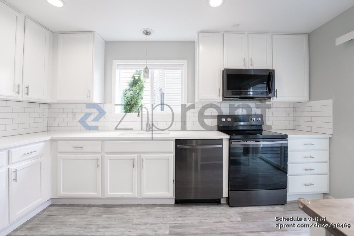 34030 Se Carmichael St - Photo 6 of 31