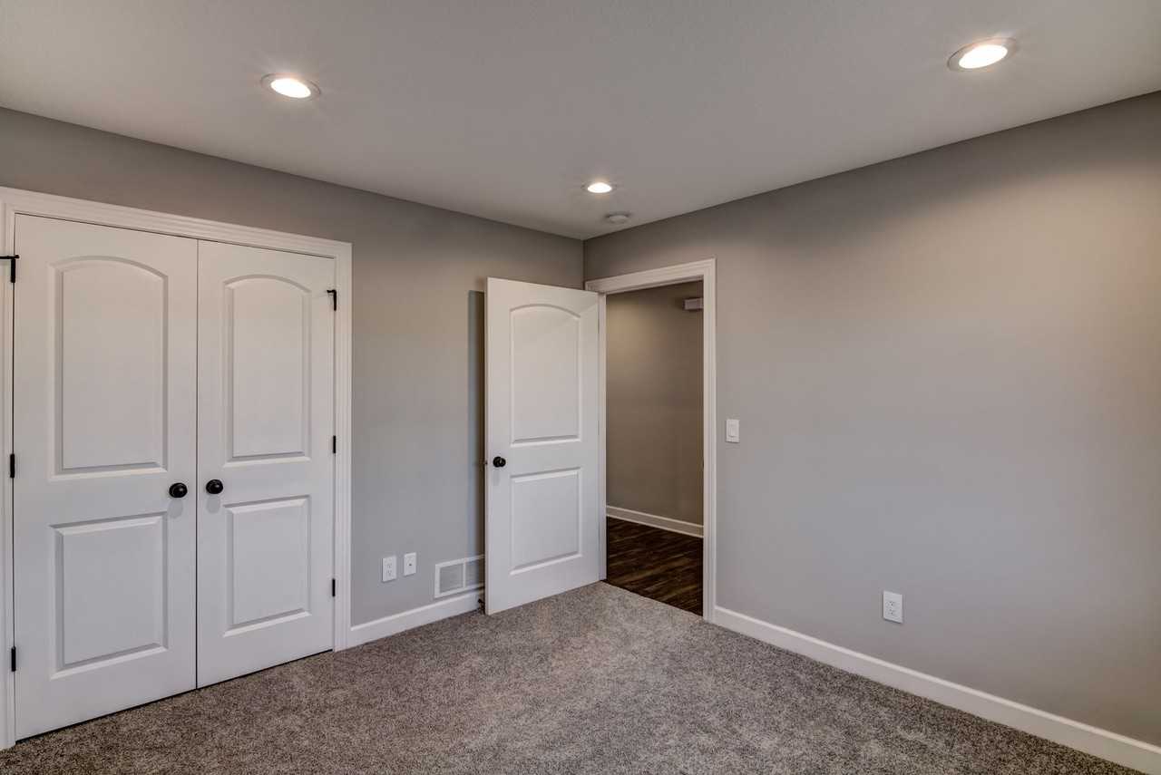 1616B Charleston Dr - Photo 7 of 11