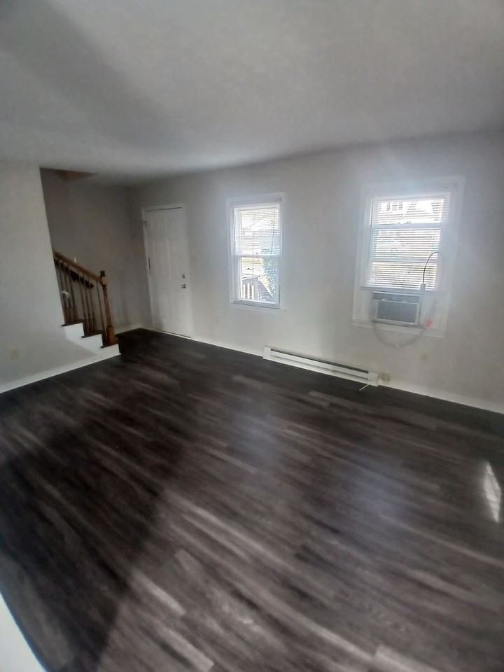 727 Savannah Ave - Photo 4 of 14