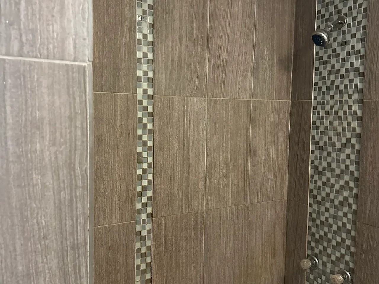 3933 E Fulton St - Photo 3 of 6