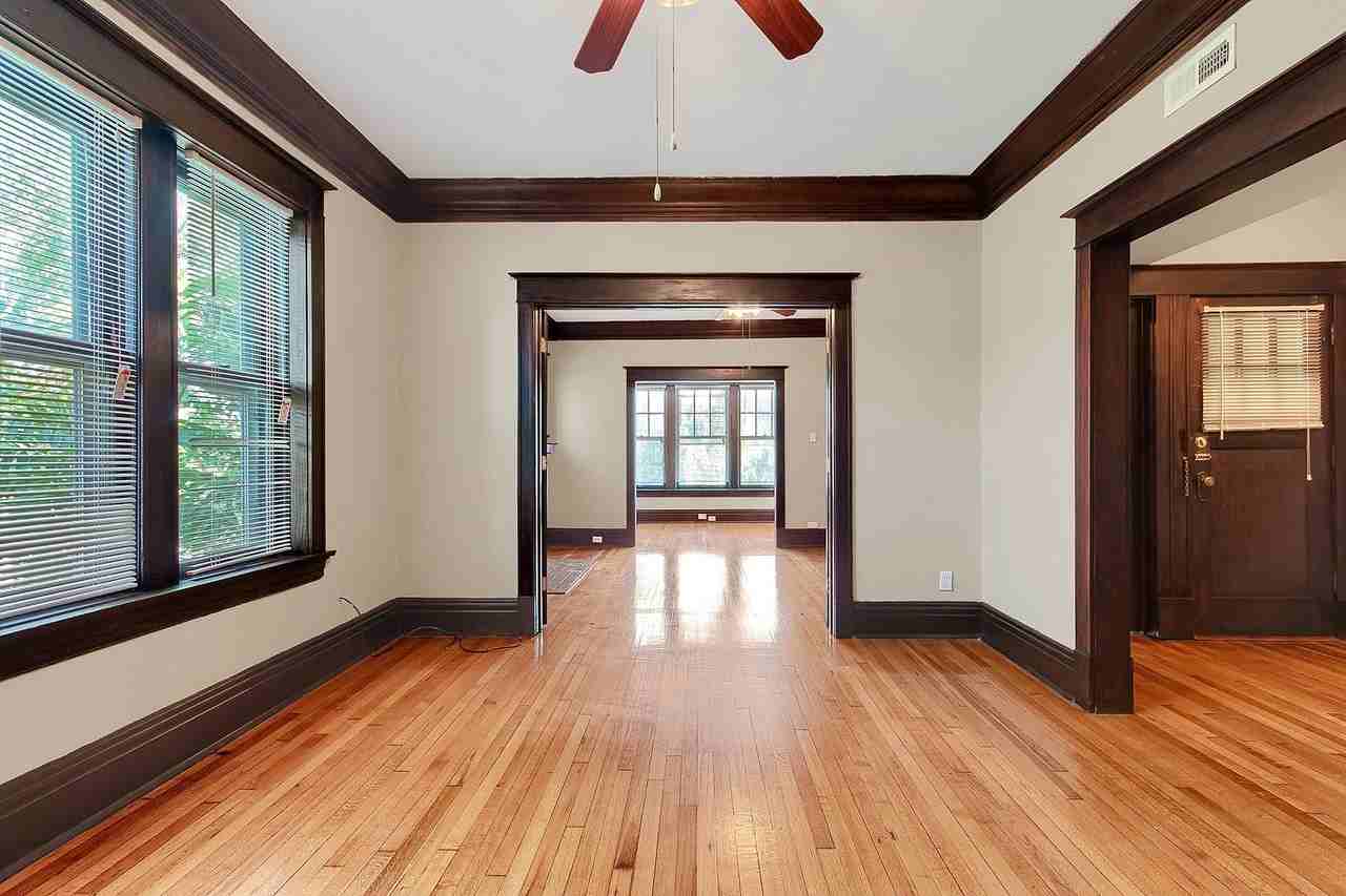 4060 Cleveland Ave - Photo 5 of 15