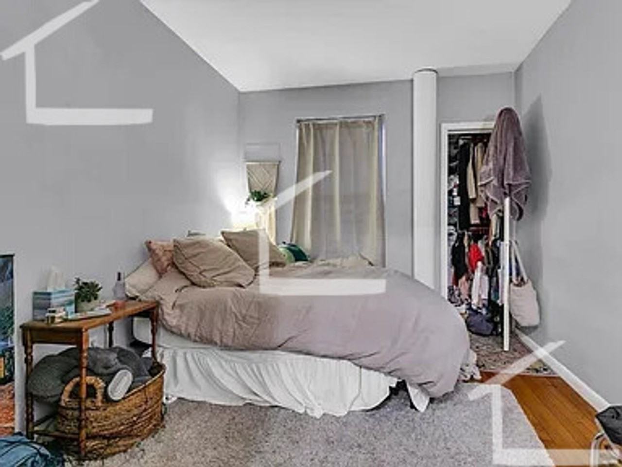 454 Park Drive - Photo 3 of 7