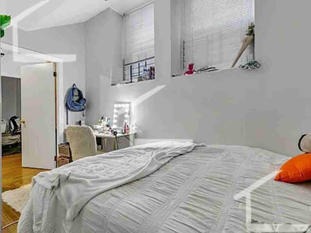 454 Park Drive - Photo 4 of 7