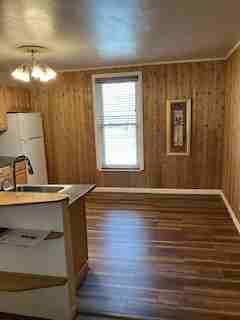 1409 N Fife St - Photo 4 of 14