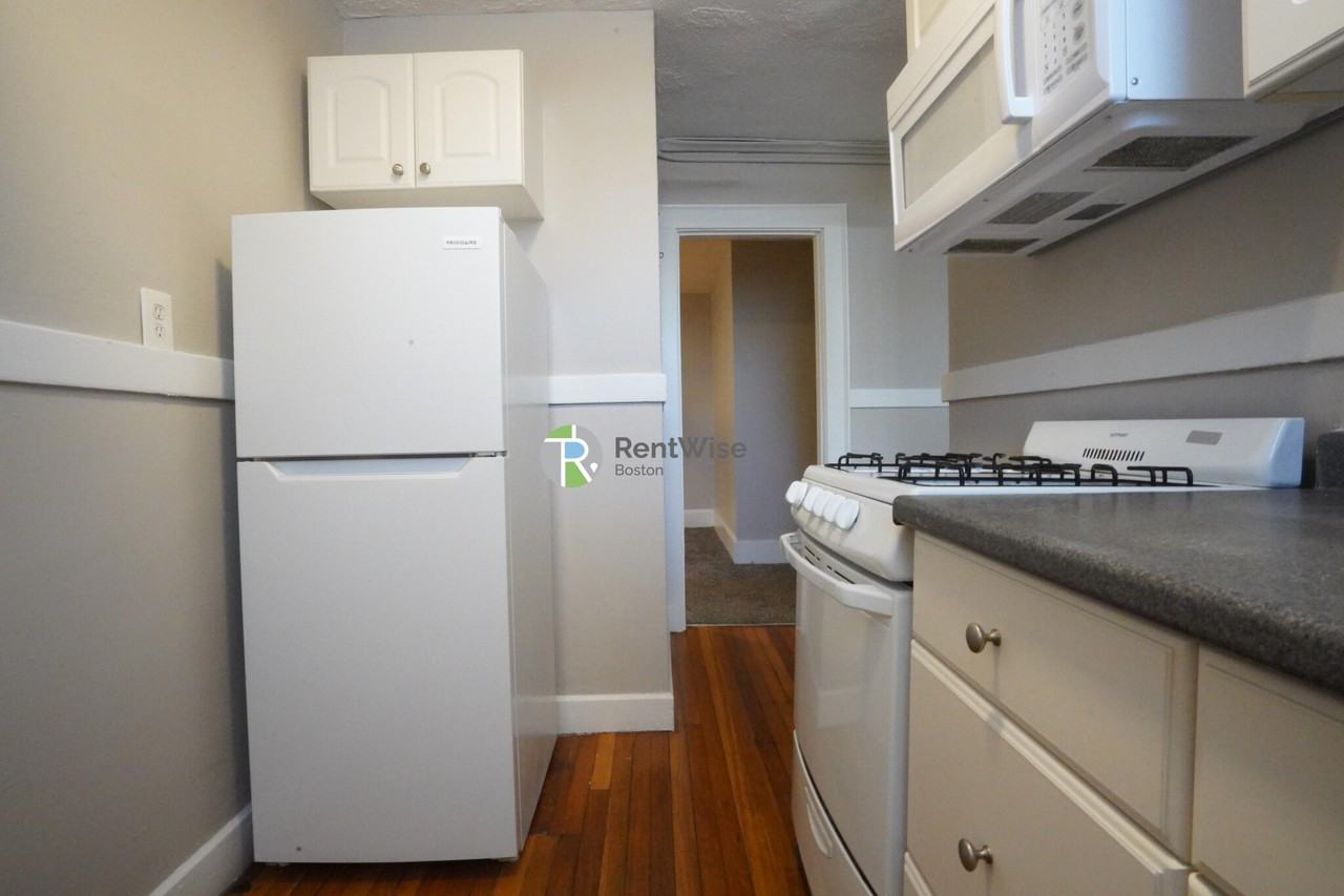433 433abroadway #51A - Photo 2 of 13