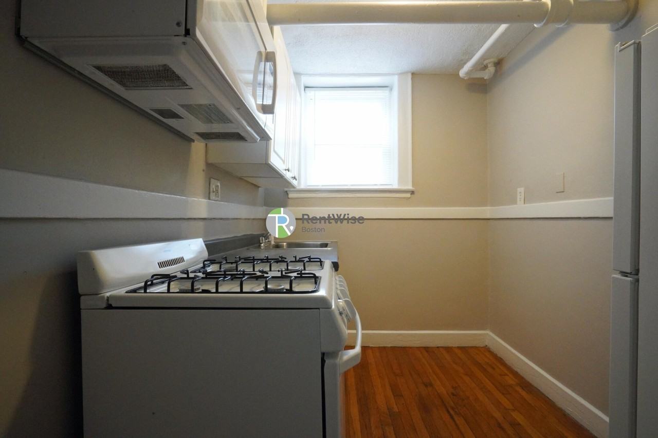 433 433abroadway #51A - Photo 3 of 13