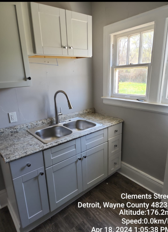 4045 Clements St - Photo 3 of 6