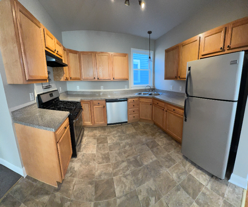 137 Bryant Ave #137 - Photo 3 of 8