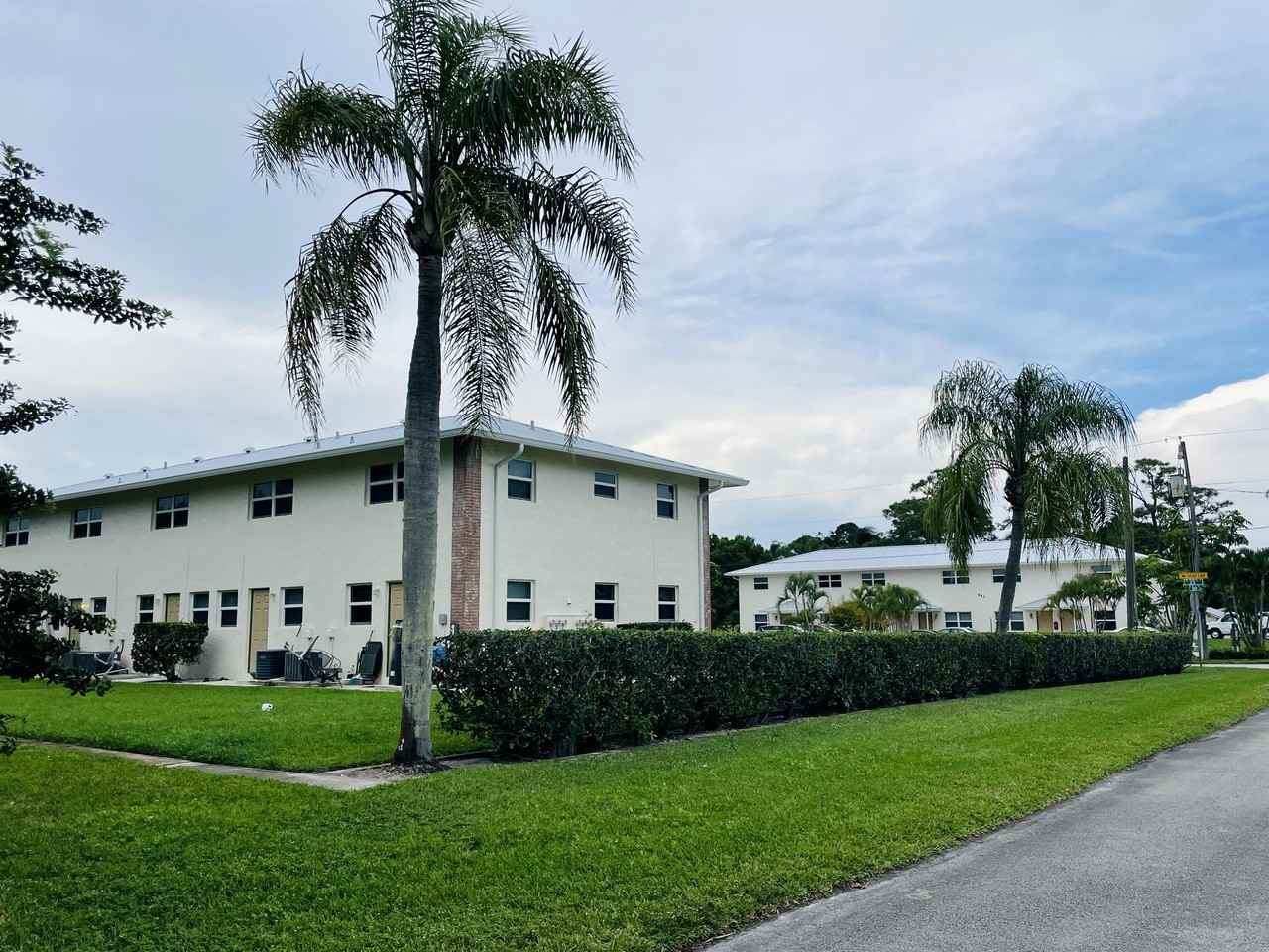 Palm City Apartments - Photo 7 of 50